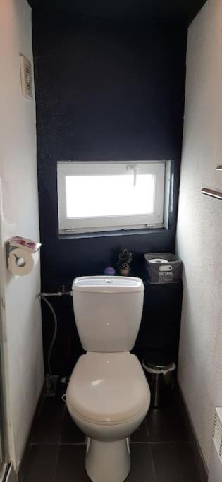 Apartamento Logement F2 Centre Calme Avec Garage Gratuit Nimes Exterior foto